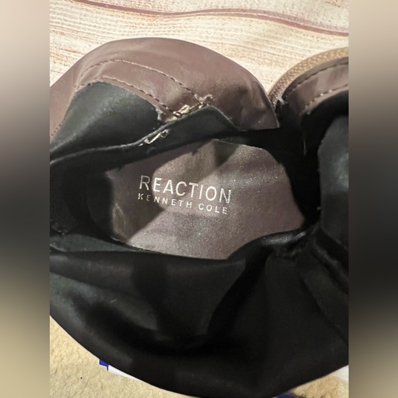 Kenneth Cole Reaction Women’s Road Stretch Faux Suede Ankle Boots Taupe Size 6.5 - Picture 5 of 8